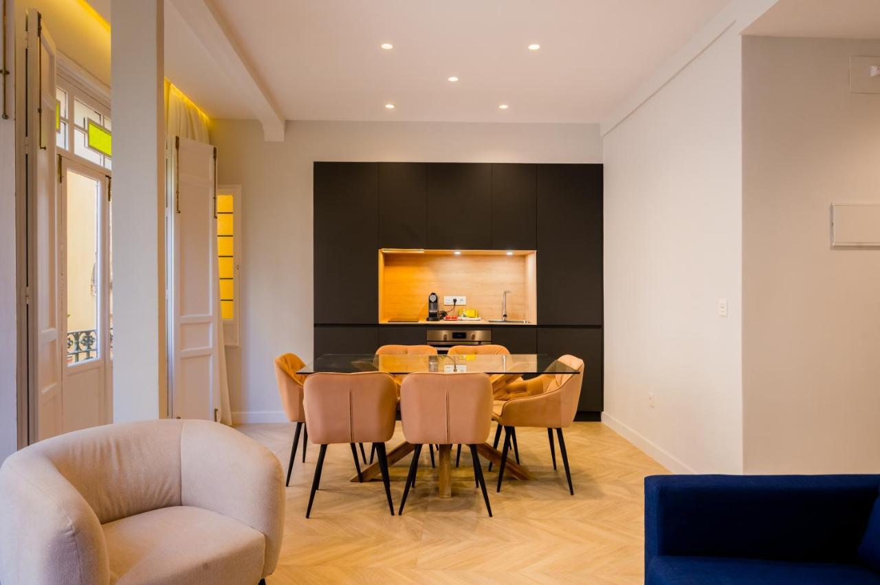 Elegant Apartment - 2 Bd 1 Bth - Center Sevilla Eksteriør bilde